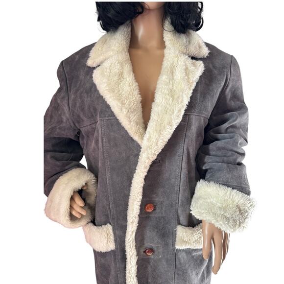 Vintage Sheepskin Shearling Coat in Gray and cream 3 button closing Kentfield XL - Picture 6 of 17